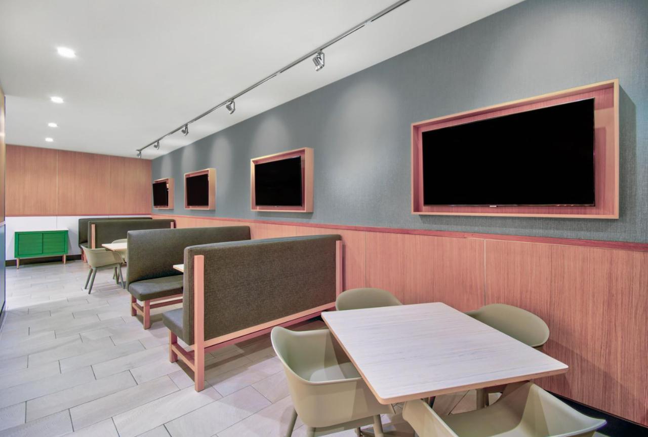 Hotel - Erie By Ihg
