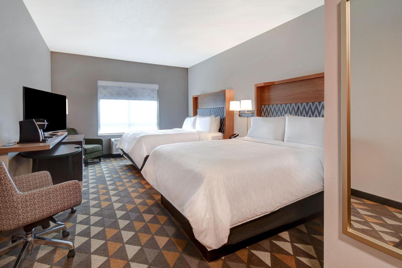 - Erie By Ihg 3* Kearsarge