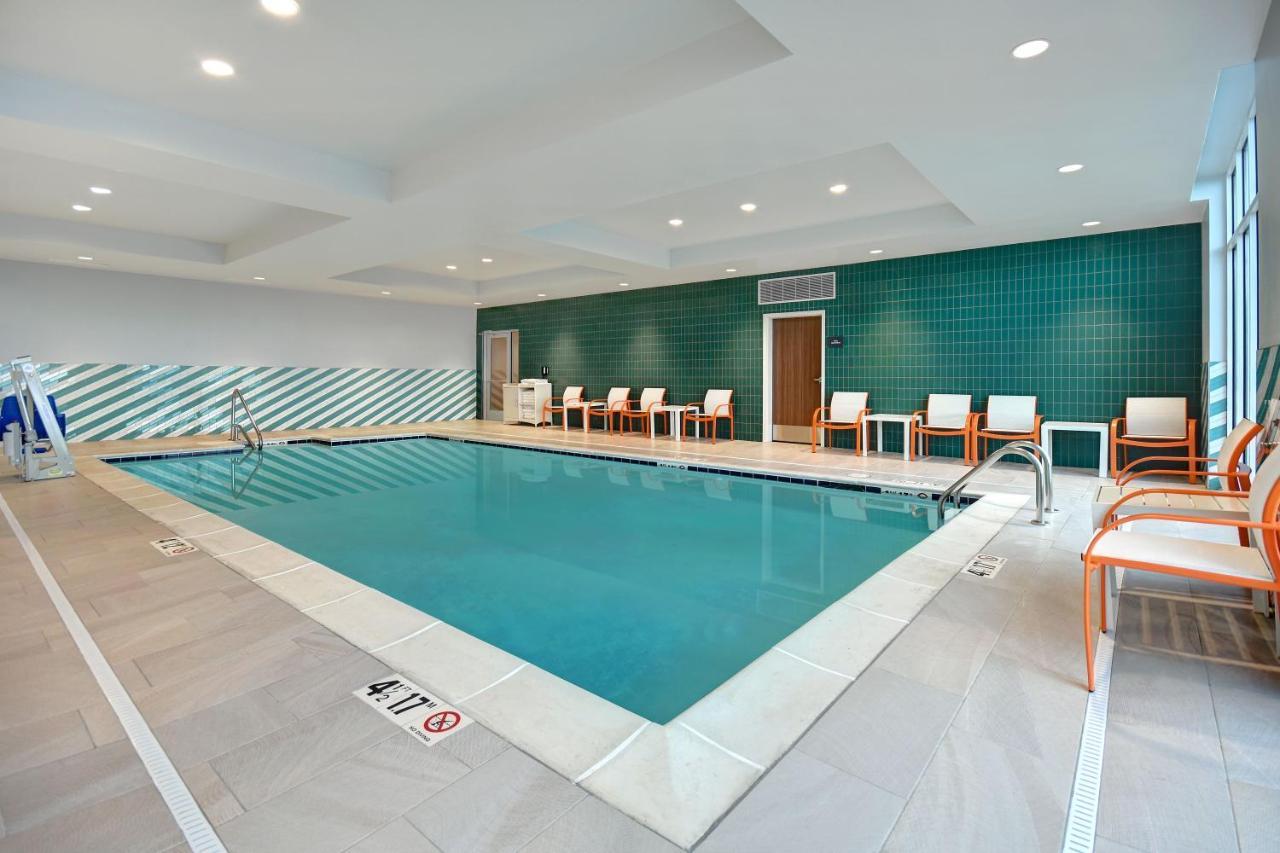 Hotel - Erie By Ihg Kearsarge