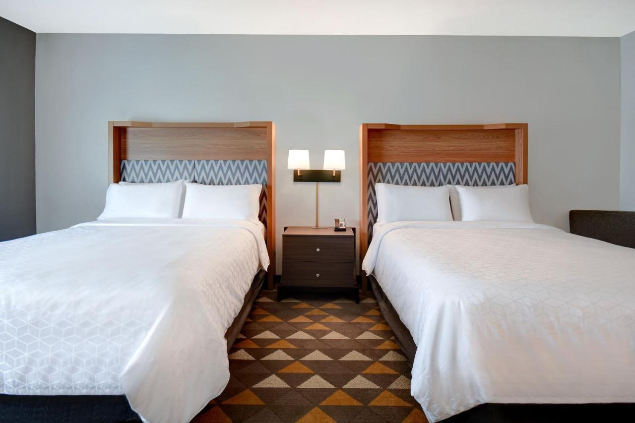 - Erie By Ihg Hotel Kearsarge